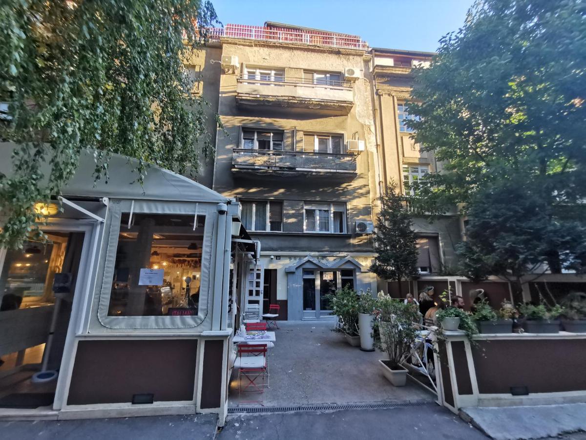 Victory Apartment - Heart Of Belgrad Exteriör bild