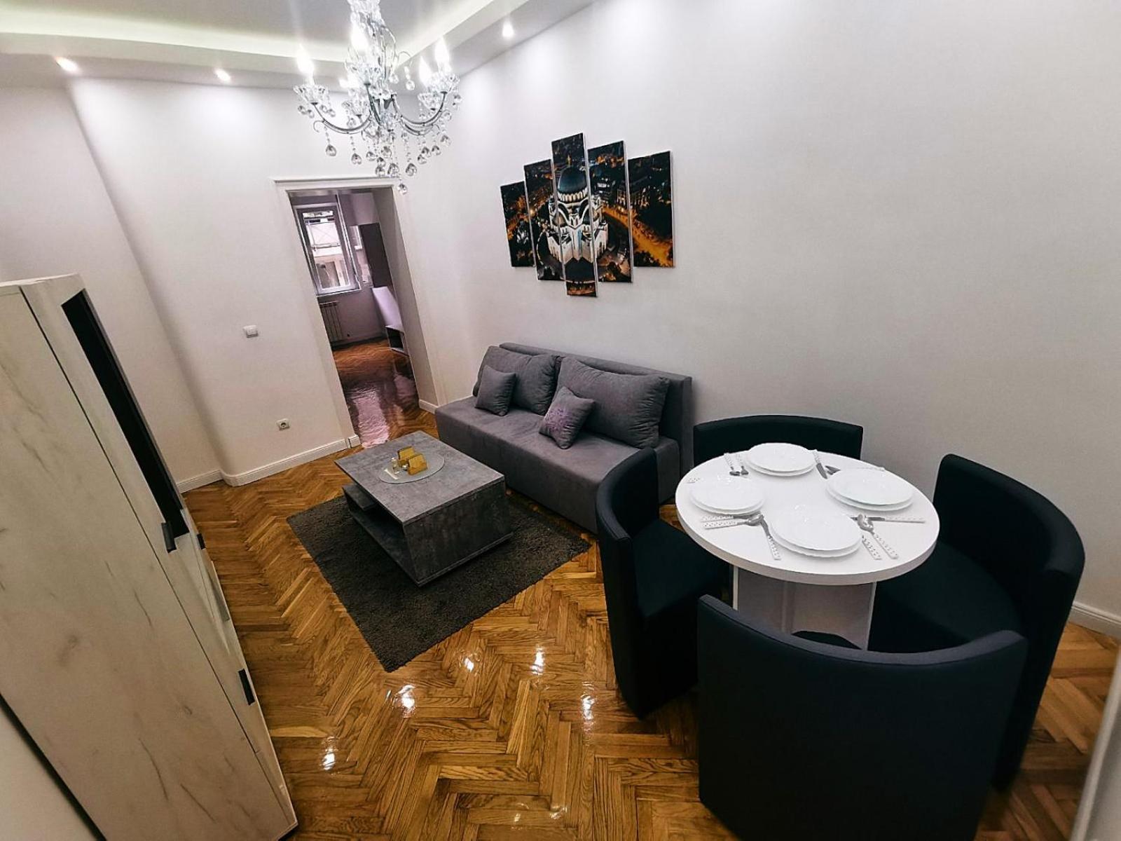 Victory Apartment - Heart Of Belgrad Exteriör bild